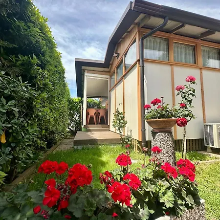 Jolanda Vacanze Apartman *